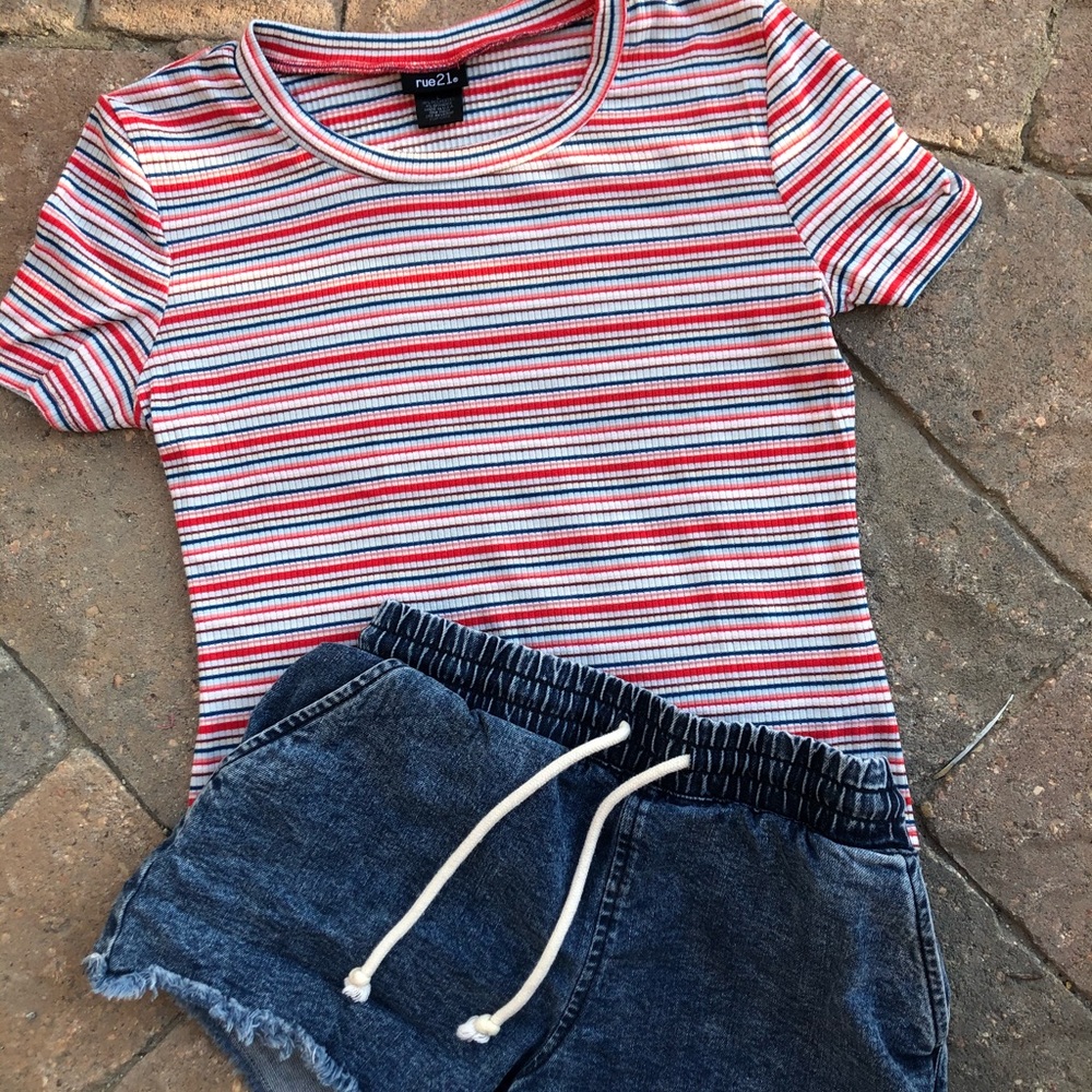 Striped Top - Picture 3 of 3